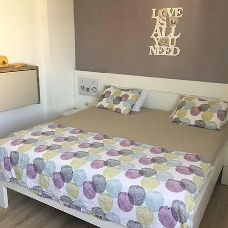 Apartamento R&b 2 Nečujam